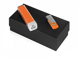 Подарочный набор Flashbank с флешкой и зарядным устройством